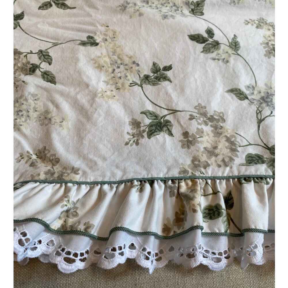 Vintage Waverly Flat Sheet Sage Hydrangea King Ruffles Eyelet 100% Cotton USA
